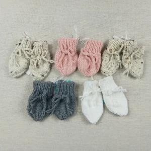 Mitaines Sans Pouce Avec Cordon Blanche (0-6 Mois)