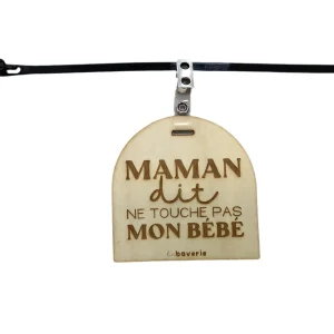 Attache Maman Dit Ne Touche Pas Mon Bébé